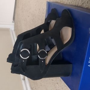 Apt 9 Fun Black Heels with Buckles